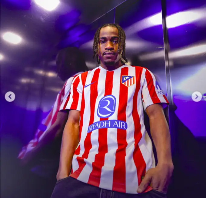 Ademola Lookman: Hành Trình Vươn Tầm Ngôi Sao Nigeria 3 Ademola Lookman Ademola Lookman trong màu áo Everton phần 4