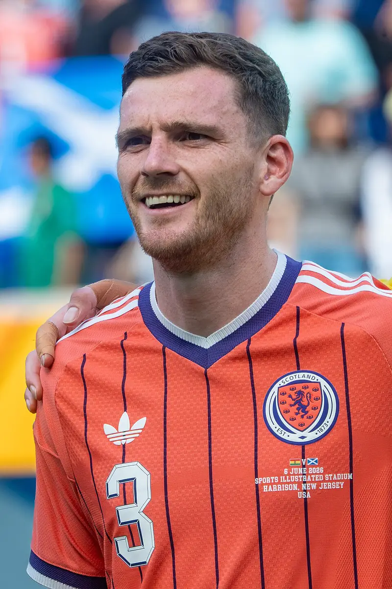 Andrew Robertson: Từ Scotland đến đỉnh vinh quang cùng Liverpool 2 Andrew Robertson Andrew Robertson trong màu áo Dundee United phần 3