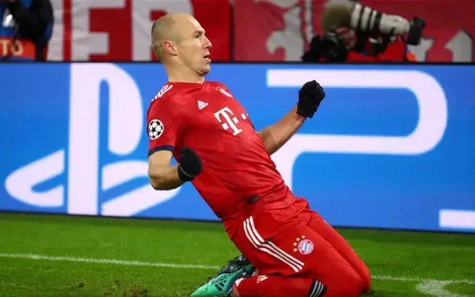 Arjen Robben: Hành trình huyền thoại của 'Đôi chân pha lê' 2 Arjen Robben Arjen Robben trong màu áo PSV Eindhoven phần 3