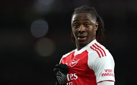 Bukayo Saka: Hành Trình Kỳ Diệu Của Ngôi Sao Arsenal 3 Bukayo Saka Bukayo Saka ăn mừng bàn thắng cho Arsenal phần 4