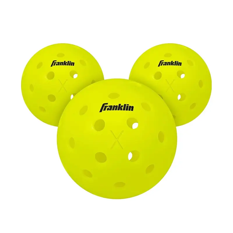 các loại bóng pickleball indoor outdoor người chơi pickleball