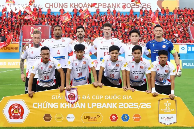 Cúp Quốc Gia Việt Nam 2026: Hành Trình Khám Phá Danh Giá & Bí Ẩn 2 cúp quốc gia việt nam Cầu thủ ăn mừng bàn thắng