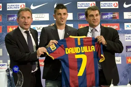 David Villa: Tiểu sử và Sự nghiệp Huyền thoại El Guaje 3 David Villa David Villa ghi bàn trong màu áo Barcelona phần 4