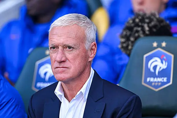 Didier Deschamps: Kiến trúc sư vĩ đại của bóng đá Pháp 2 Didier Deschamps Didier Deschamps trong màu áo Nantes phần 3