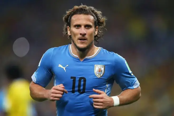 Diego Forlán Diego Forlán khoác áo đội tuyển Uruguay phần 4