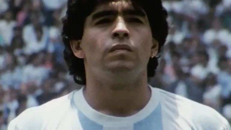 diego maradona chan dung cau thu diego maradona 0