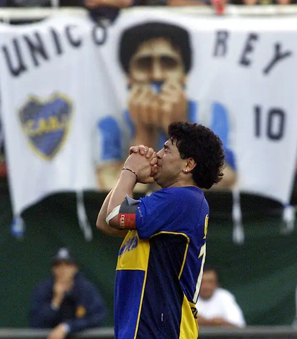 Diego Maradona Diego Maradona thi đấu cho Boca Juniors phần 3