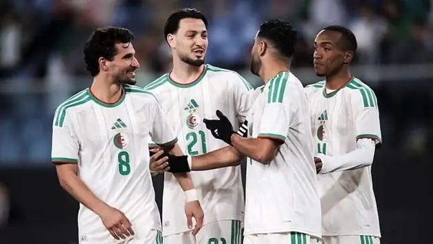 Đội tuyển Algeria Kho khắc lịch sử Đội tuyển Algeria phần 3