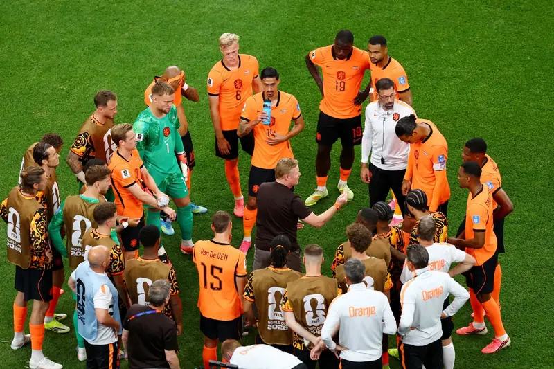 Đội tuyển Hà Lan HLV và cầu thủ Đội tuyển Hà Lan tập luyện/thi đấu World Cup 2026 phần 4
