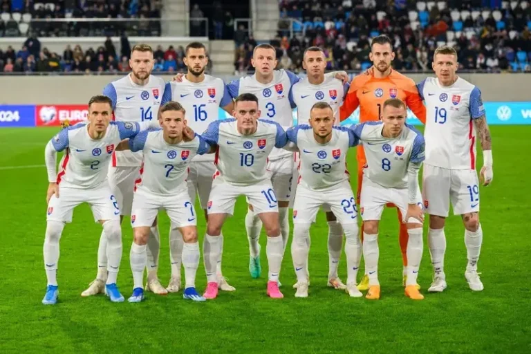 doi tuyen slovakia doi hinh thi dau doi tuyen slovakia 0