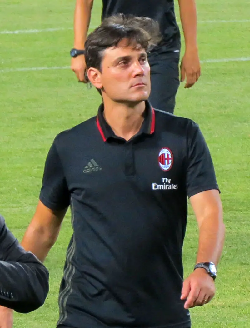 Đội tuyển Thổ Nhĩ Kỳ HLV Vincenzo Montella và các cầu thủ Đội tuyển Thổ Nhĩ Kỳ tập luyện phần 4
