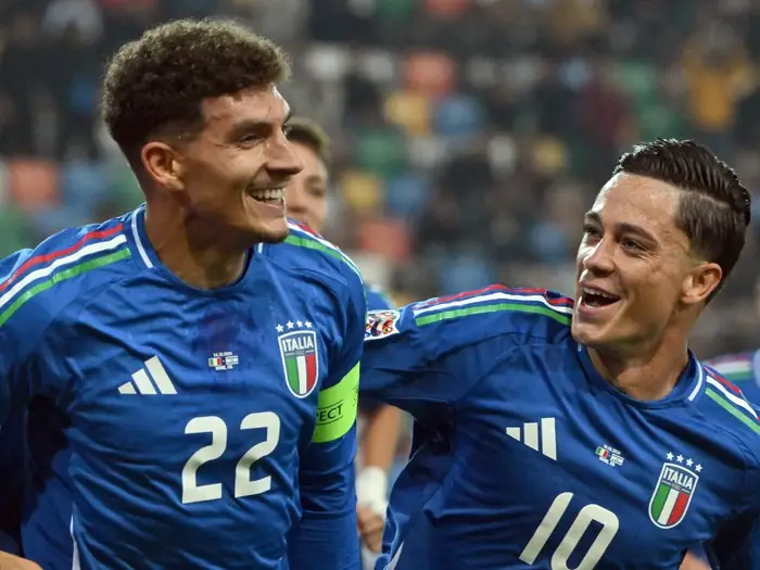 Đội tuyển Ý: Hành Trình Chinh Phục Giấc Mơ World Cup 2026 3 Đội tuyển Ý Cầu thủ Đội tuyển Ý tập luyện phần 4