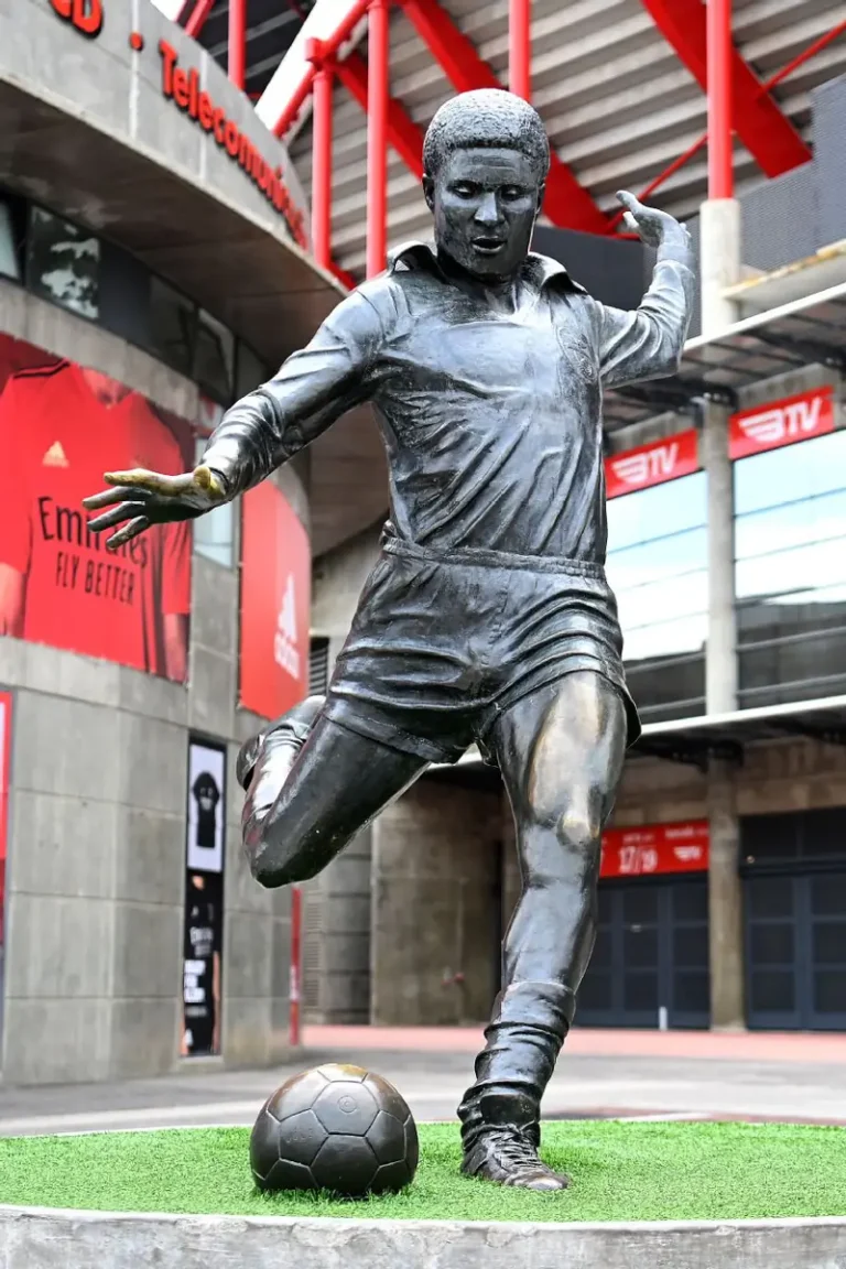 eusebio chan dung cau thu eusebio 0