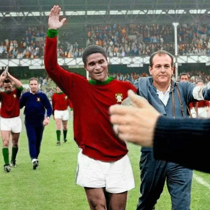 Eusébio Eusébio trong màu áo ĐT Bồ Đào Nha phần 4