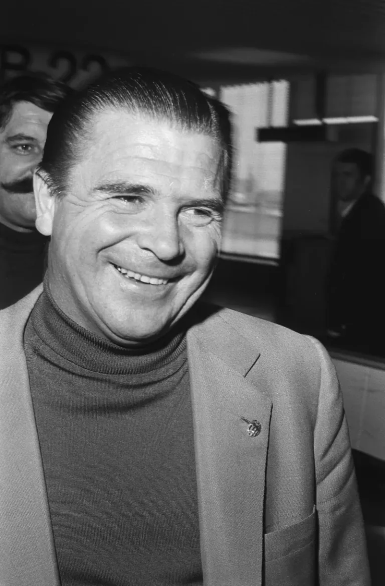 ferenc puskas chan dung cau thu ferenc puskas 0