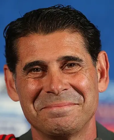 fernando hierro chan dung cau thu fernando hierro 0