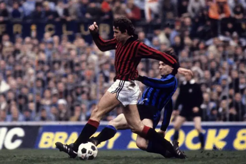 Franco Baresi Franco Baresi trong màu áo AC Milan thời trẻ phần 3