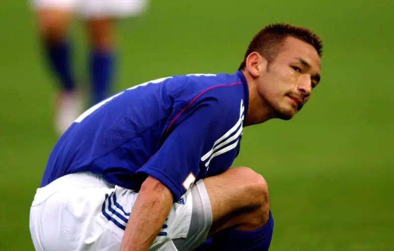 Hidetoshi Nakata: Huyền Thoại Nhật Bản - Hành Trình Vươn Tầm Thế Giới 2 Hidetoshi Nakata Hidetoshi Nakata thi đấu cho Bellmare Hiratsuka phần 3