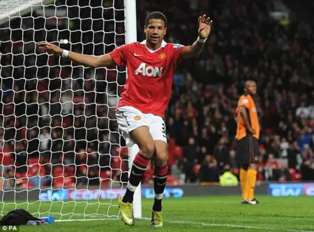 Javier Hernández Chicharito ăn mừng bàn thắng cho Manchester United phần 4