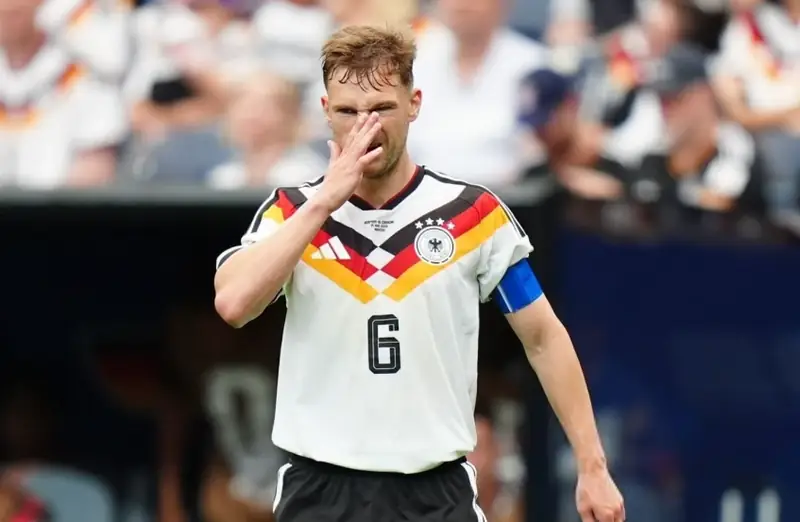 Joshua Kimmich Joshua Kimmich khoác áo ĐT Đức phần 4