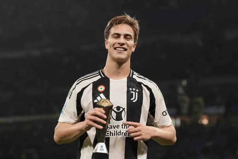 Kenan Yıldız Kenan Yıldız ăn mừng bàn thắng cho Juventus phần 4