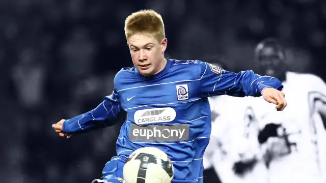 Kevin De Bruyne Kevin De Bruyne trong màu áo KRC Genk phần 3