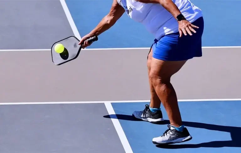 Bí Kíp Pickleball: Nắm Vững 5 Kỹ Thuật Cốt Lõi, Chinh Phục Sân Đấu 2026! 7 ky thuat pickleball co ban tu the forehand pickleball