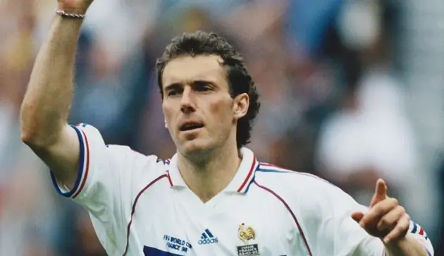 Laurent Blanc: Huyền Thoại Pháp và Hành Trình Đầy Vinh Quang 3 Laurent Blanc Laurent Blanc khoác áo ĐT Pháp phần 4