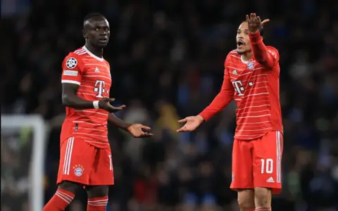 Leroy Sané: Hành Trình Từ Tài Năng Trẻ Đến Ngôi Sao Tỏa Sáng 3 Leroy Sané Leroy Sané ăn mừng bàn thắng cho Manchester City phần 4