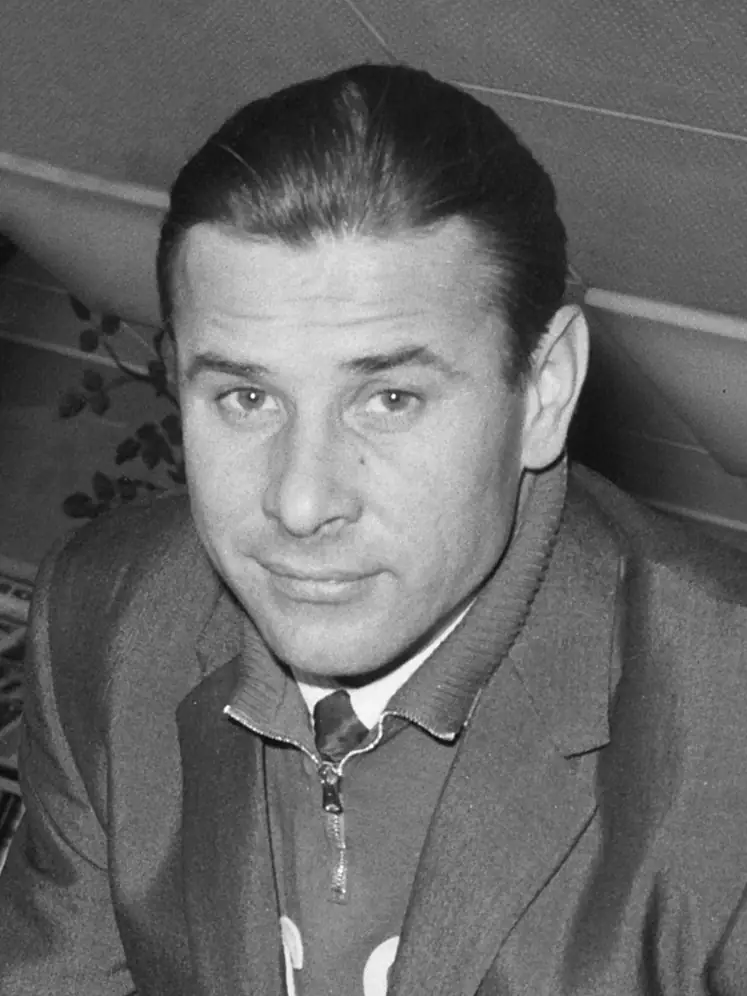 lev yashin chan dung cau thu lev yashin 0