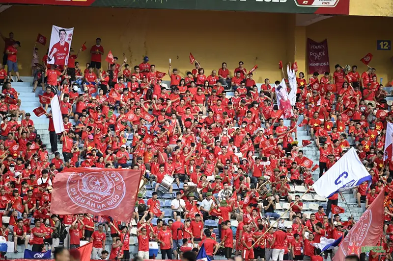 lịch sử giải v league cổ động viên V.League