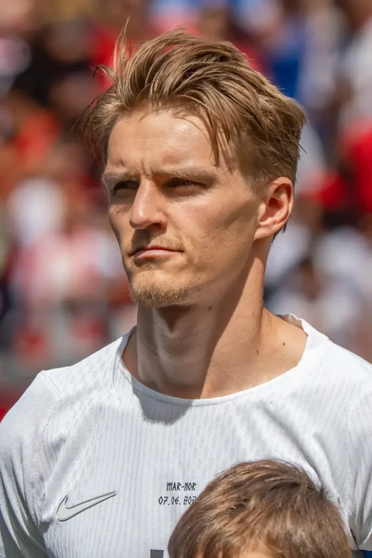 Martin Ødegaard: Hành Trình Thiên Tài Từ Na Uy Đến Thủ Lĩnh Arsenal 4 martin odegaard chan dung cau thu martin odegaard 0