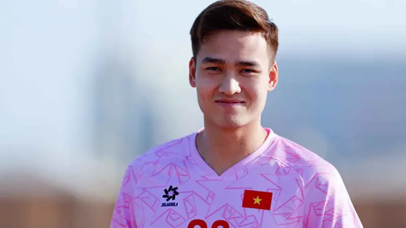 Mehdi Mahdavikia: Hành trình huyền thoại từ Iran đến đỉnh cao châu Âu 3 Mehdi Mahdavikia Mehdi Mahdavikia trong màu áo Hamburger SV phần 4