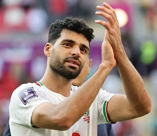 Mehdi Taremi Mehdi Taremi trong màu áo Persepolis phần 3
