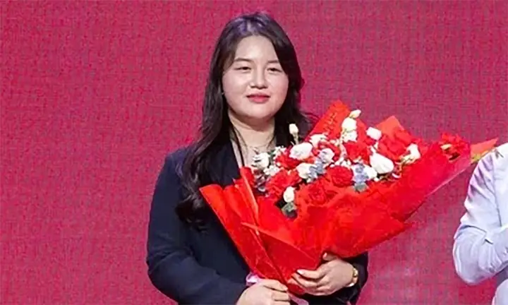 Nguyễn Thị Mỹ Anh: Hành Trình Hậu Vệ Vàng Của Bóng Đá Nữ Việt Nam 2 Nguyễn Thị Mỹ Anh Nguyễn Thị Mỹ Anh thi đấu trong màu áo câu lạc bộ