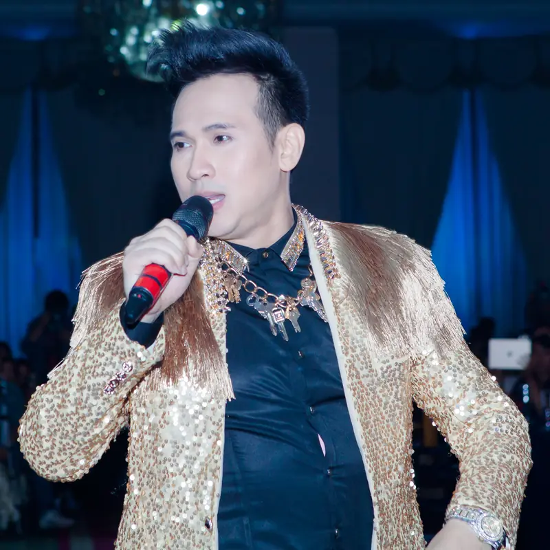 Nguyễn Vũ Phong Nguyễn Vũ Phong thi đấu cho Bình Dương