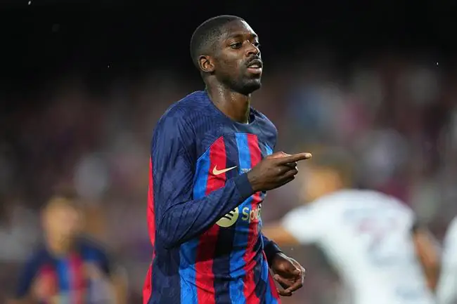 Ousmane Dembélé: Hành Trình Vươn Tới Đỉnh Cao Của "Phù Thủy" Tốc Độ 3 Ousmane Dembélé Ousmane Dembélé trong màu áo Barcelona phần 4