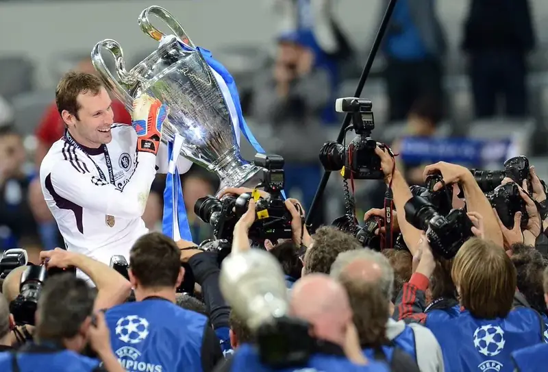Petr Čech Petr Čech ăn mừng chức vô địch Champions League cùng Chelsea phần 4
