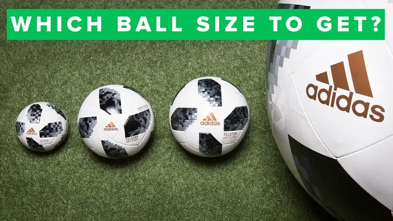 quy định bóng số 4 bóng futsal hai quả bóng futsal số 4 và số 5 đặt cạnh nhau