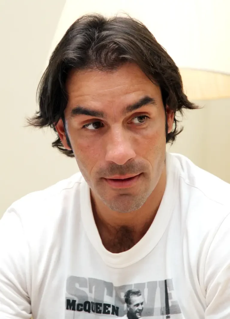 robert pires chan dung cau thu robert pires 0