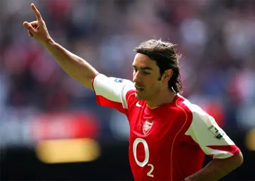 Robert Pirès Robert Pirès ăn mừng bàn thắng cho Arsenal phần 4