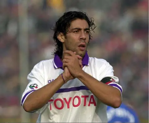 Rui Costa Rui Costa trong màu áo Fiorentina phần 4