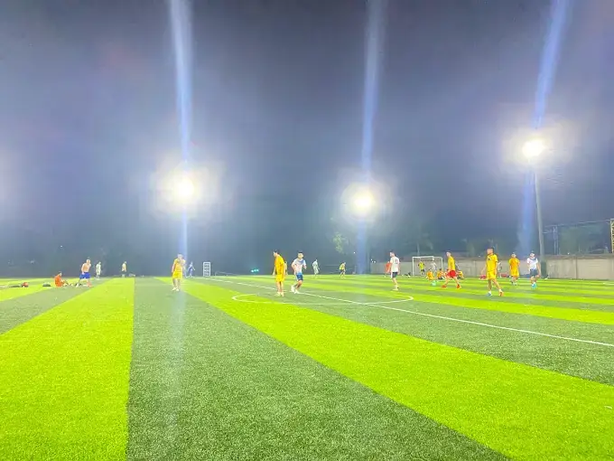 Sân Bóng Đá Hưng Yên 2026: Khám Phá Top 10 Địa Điểm Chất Lượng Nhất 1 san bong da tai hung yen san bong cd ktkt to hieu hung yen