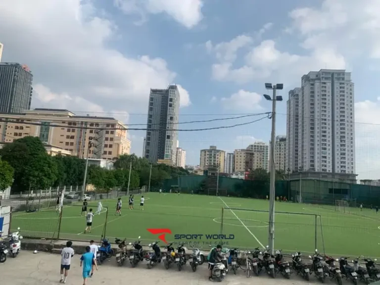 Khám Phá Sân Bóng Đá Phường Cửa Đông: Điểm Hẹn Của Đam Mê Bóng đá 2026 2 san bong da tai phuong cua dong san bong dong do