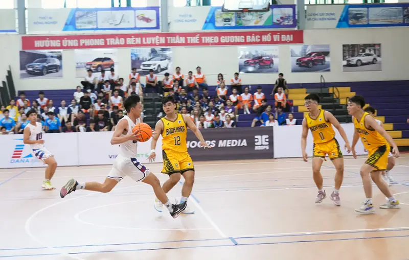 Top Sân Bóng Đá Thái Nguyên: Trải Nghiệm Đỉnh Cao Cho Dân Thể Thao 2026 3 Sân bóng đá tại Thái Nguyên Trung tâm dịch vụ bóng đá ĐH CNTT&TT