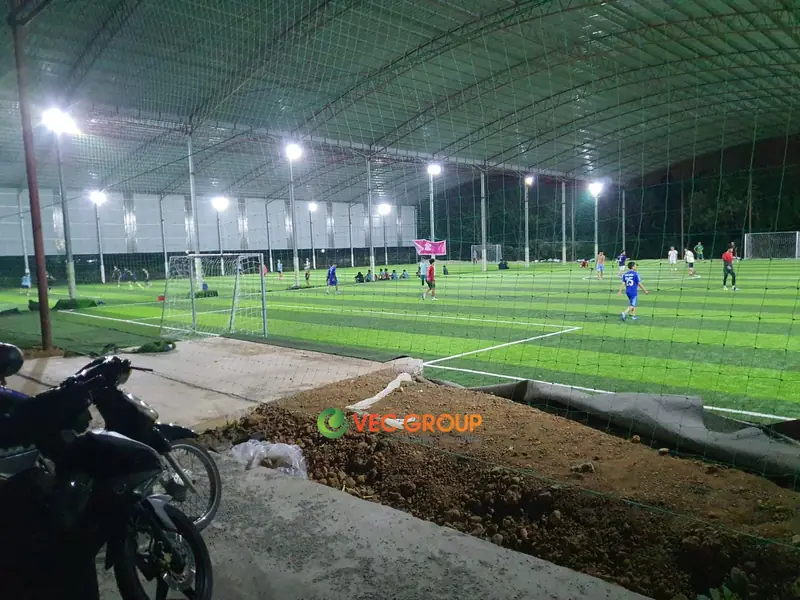 Sân bóng đá tại Vĩnh Phúc Sân Bóng Cỏ Nhân Tạo Trong Nhà Bá Thiện