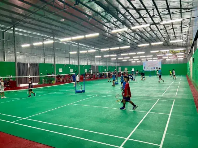 Khám Phá Sân Cầu Lông Tại Bình Dương: Điểm Đến Lý Tưởng Cho Người Chơi 2026 3 Sân cầu lông tại Bình Dương Sân Cầu Lông Công Viên Thủ Dầu Một