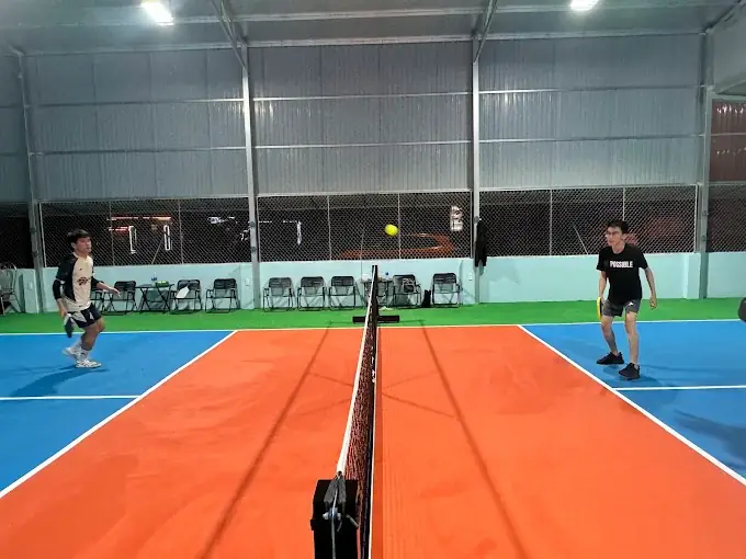 Khám Phá Sân Cầu Lông Tại Hà Tĩnh: Điểm Đến Lý Tưởng Cho Dân Chơi 7 Sân cầu lông tại Hà Tĩnh Trường An pickleball