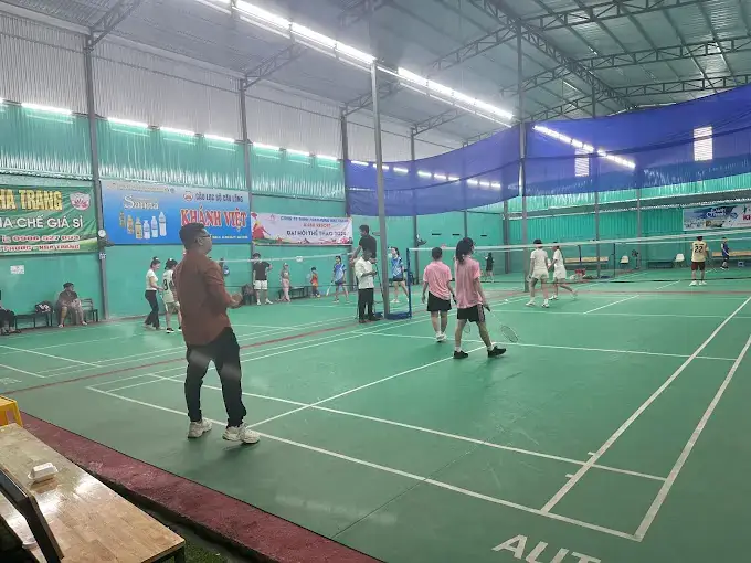Khám Phá Sân Cầu Lông Tại Khánh Hòa: Điểm Đến Cho Người Yêu Thể Thao 2026 6 Sân cầu lông tại Khánh Hòa Sân Cầu lông VVK