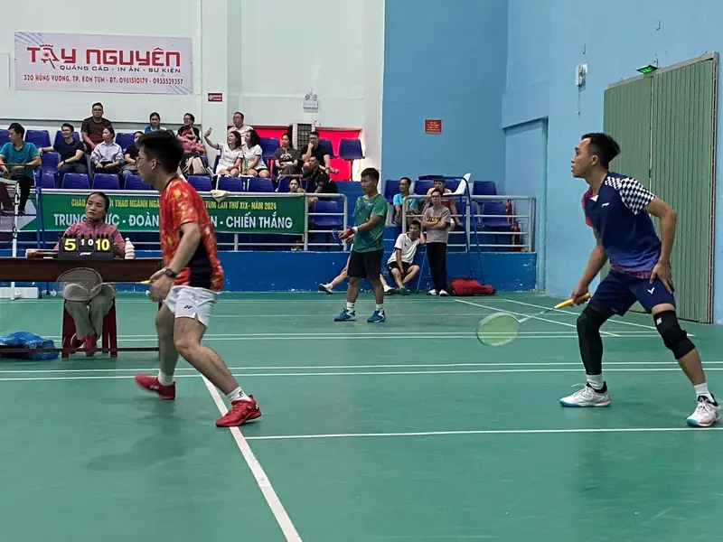 Sân cầu lông tại Kon Tum Sân cầu lông Liên Đoàn Kon Tum